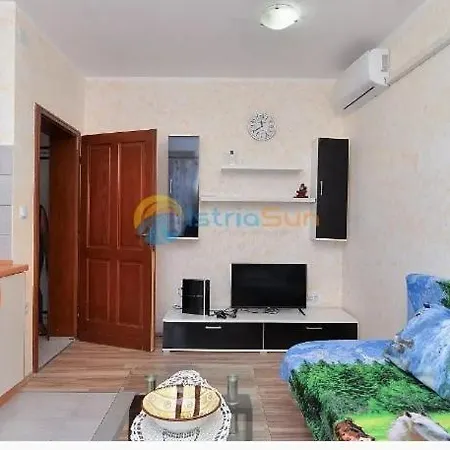 Ena & Lea Apartman Апартаменты Пула